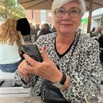 Elisabeth M B